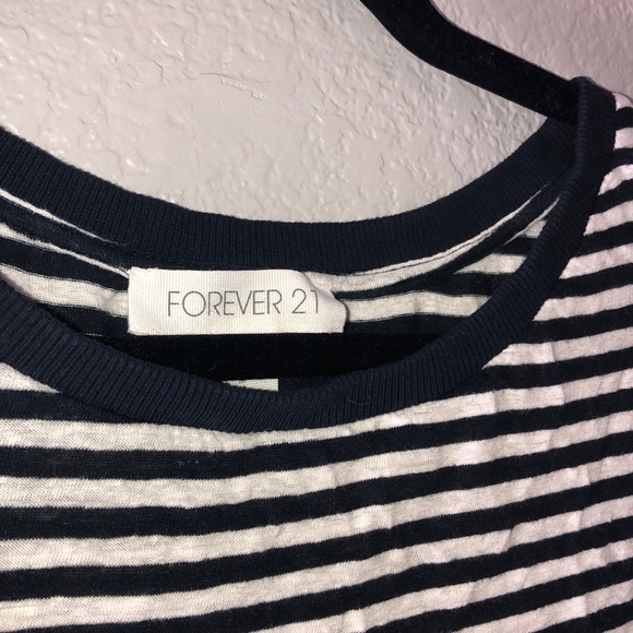 Crop Top Bundle - Picture 3 of 4